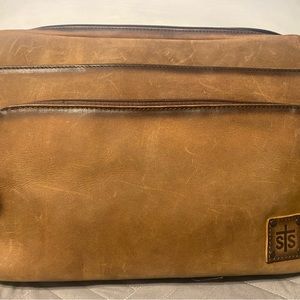 STS RANCH WEAR LEATHER LAP TOP BAG
